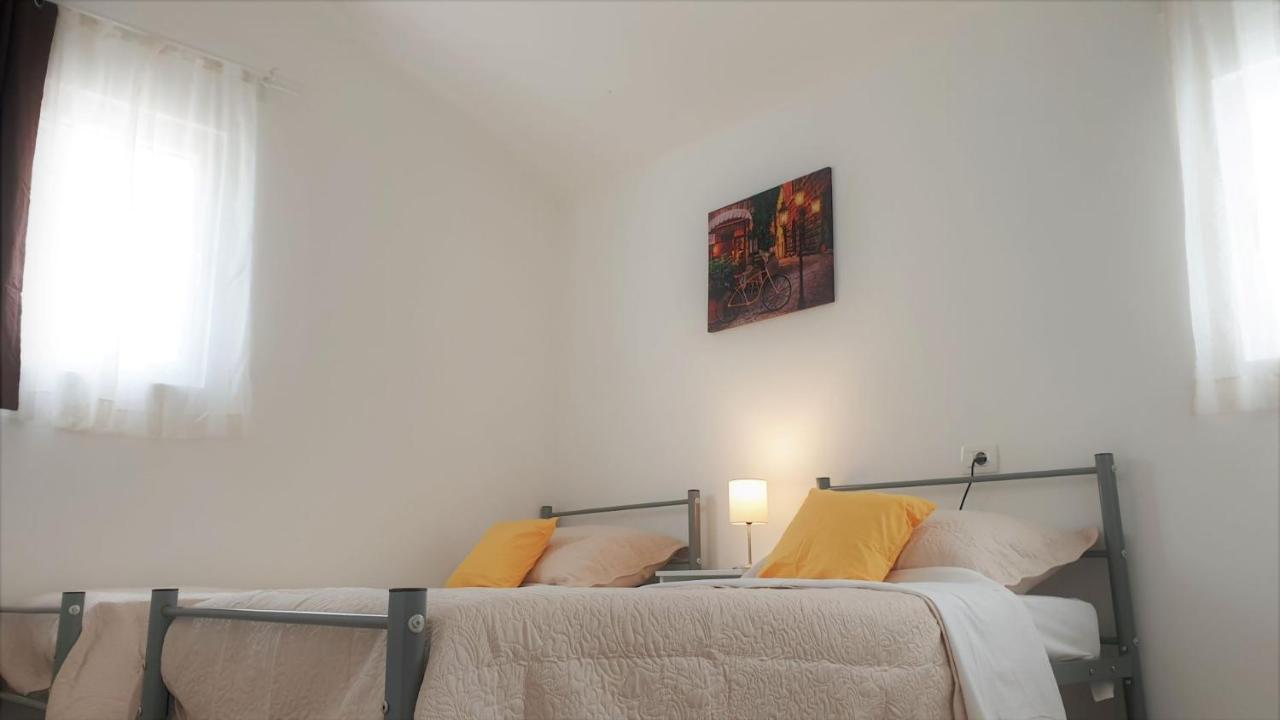 Apartments Solta Rogač Extérieur photo