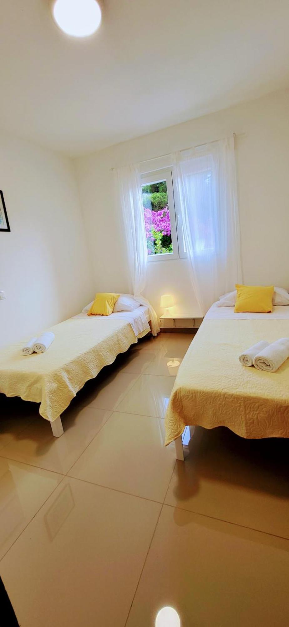 Apartments Solta Rogač Extérieur photo