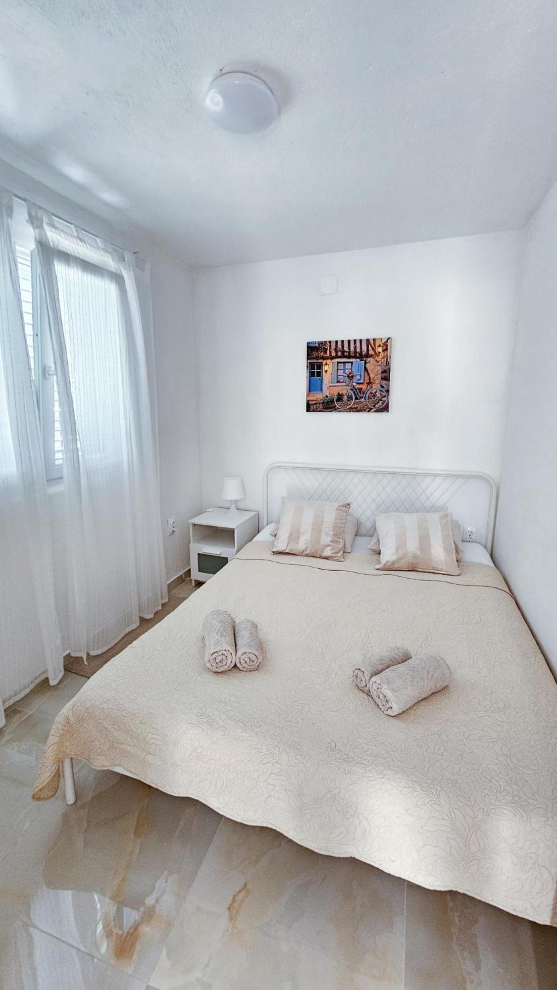 Apartments Solta Rogač Extérieur photo